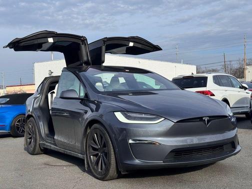 2022 Tesla Model X Base