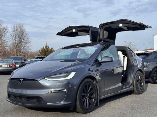 2022 Tesla Model X Base