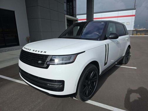 2023 Land Rover Range Rover P400 SE