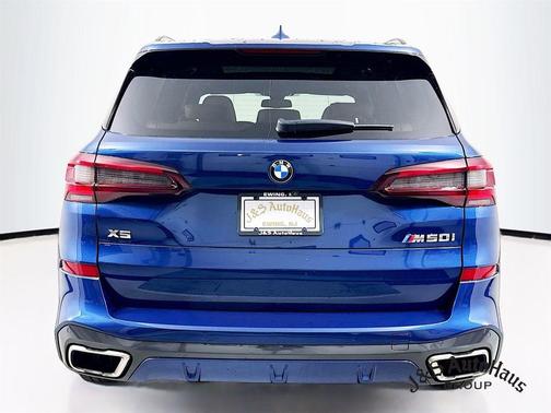 2022 BMW X5 M50i