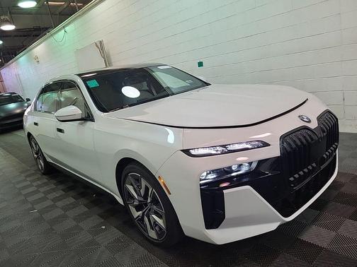 2023 BMW 760 760i xDrive