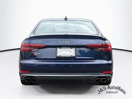 Navarra Blue Metallic 2018 Audi S4 3.0T Prestige