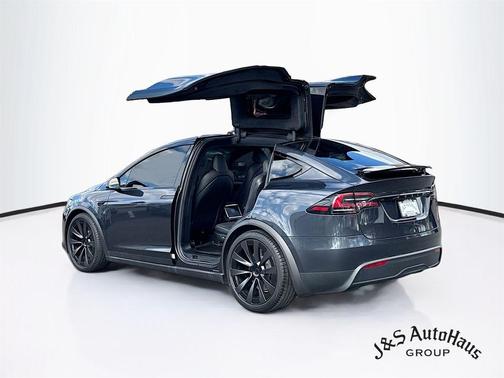 2024 Tesla Model X Base