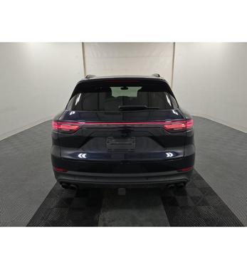 2022 Porsche Cayenne S Platinum Edition