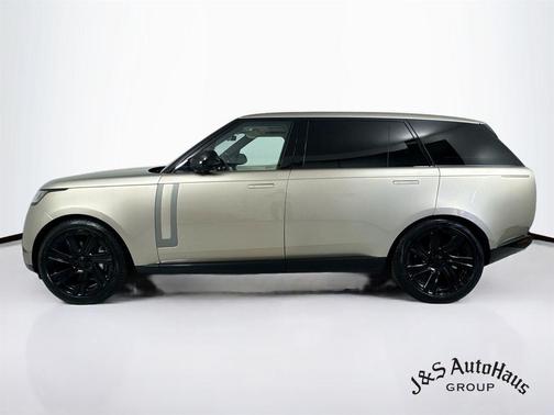 Batumi Gold 2022 Land Rover Range Rover P400 SE