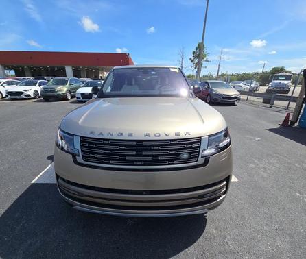 Batumi Gold 2022 Land Rover Range Rover P400 SE