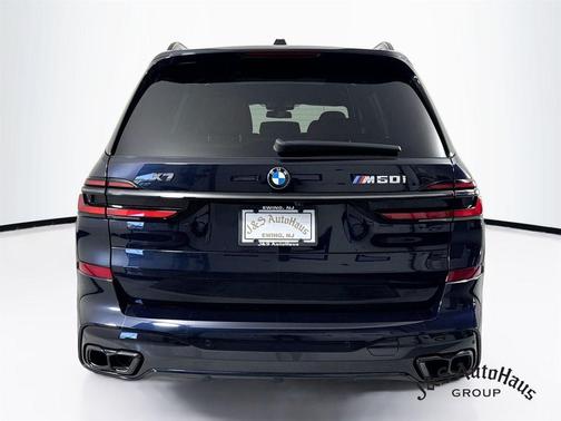 Carbon Black Metallic 2025 BMW X7 M60i