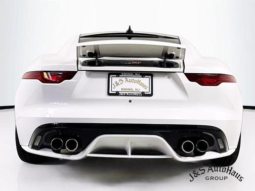 2021 Jaguar F-TYPE R