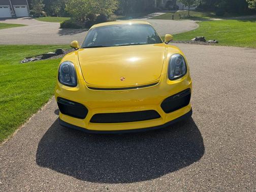 2016 Porsche Cayman GT4