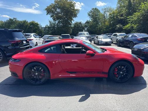 2020 Porsche 911 Carrera 4S