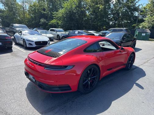 2020 Porsche 911 Carrera 4S