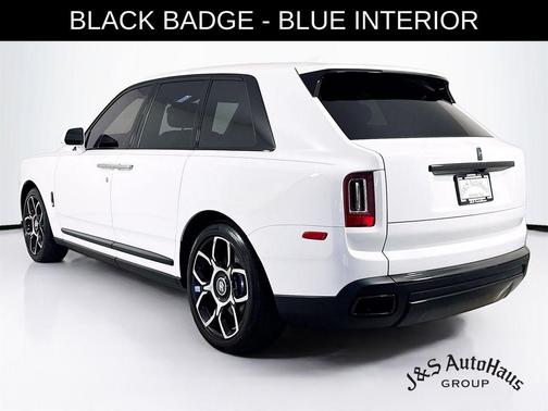 2023 Rolls-Royce Cullinan Black Badge