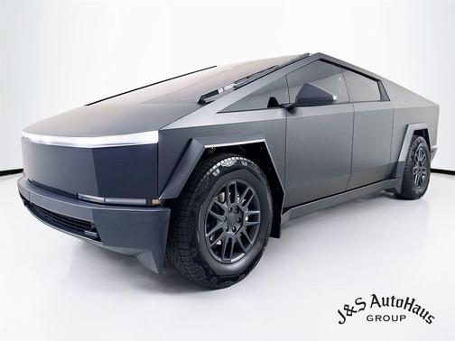 2025 Tesla Cybertruck Base