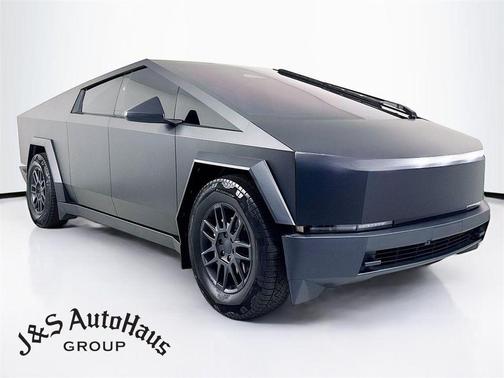 2025 Tesla Cybertruck Base