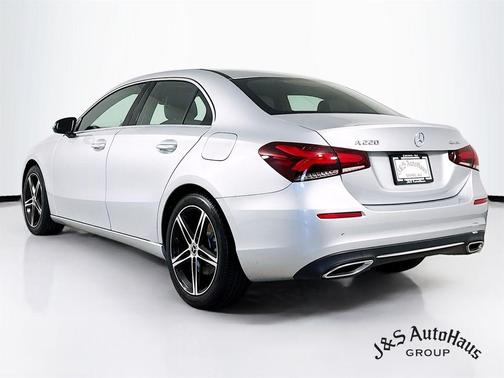 2020 Mercedes-Benz A-Class A 220 4MATIC
