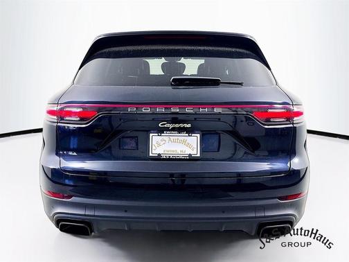 2022 Porsche Cayenne AWD