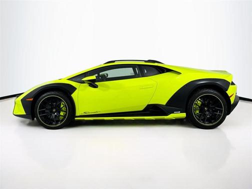 Green 2024 Lamborghini Huracan Sterrato Base