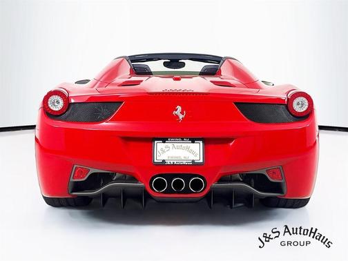 2015 Ferrari 458 Spider Base