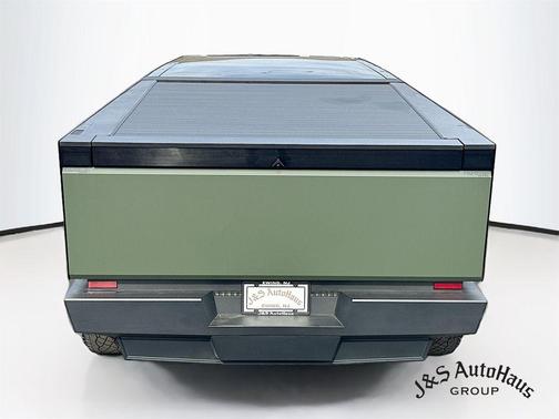 Stainless Steel 2024 Tesla Cybertruck Base