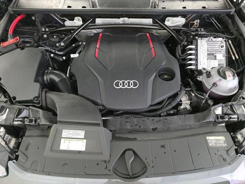 2024 Audi SQ5 3.0T Premium Plus