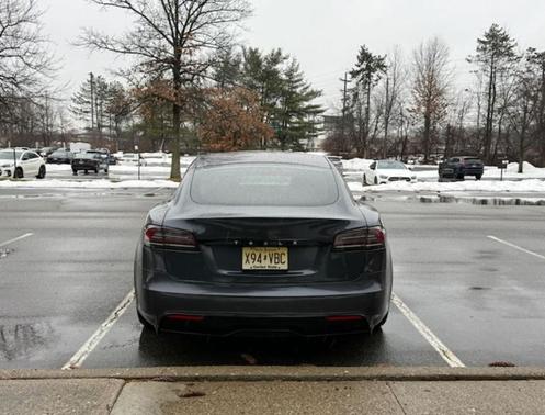 2024 Tesla Model S Base