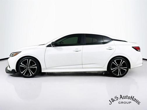 Aspen White 2021 Nissan Sentra SR
