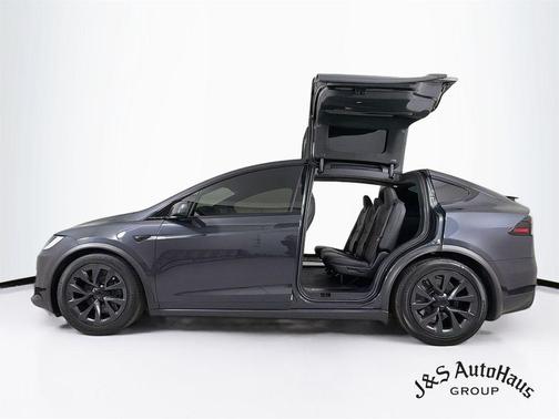 Gray 2024 Tesla Model X Base