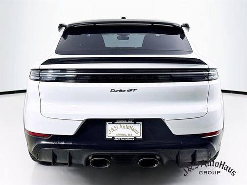 2024 Porsche Cayenne Turbo GT
