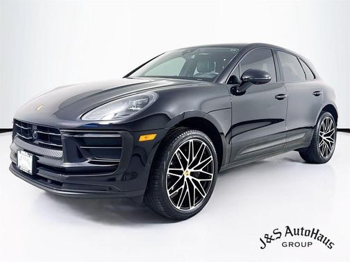 2024 Porsche Macan Base