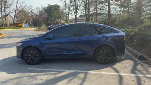 Deep Blue 2022 Tesla Model X Plaid