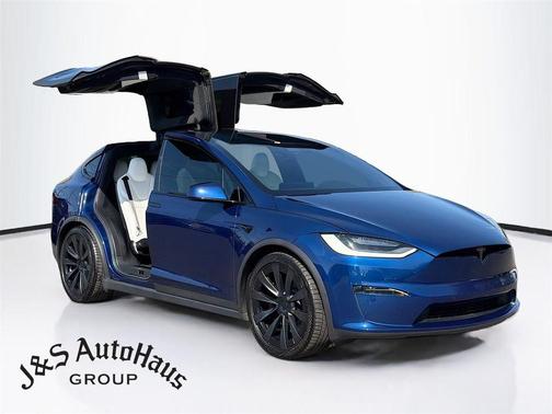 Deep Blue 2022 Tesla Model X Plaid