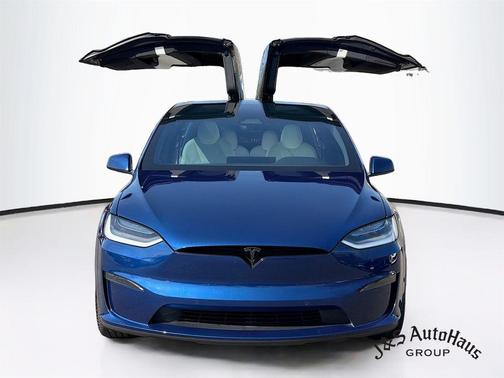 Deep Blue 2022 Tesla Model X Plaid