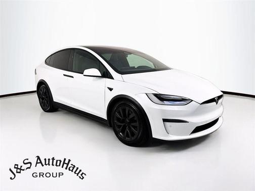 2022 Tesla Model X Plaid