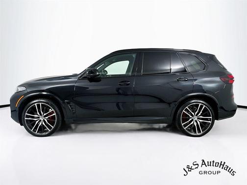 2024 BMW X5 M60i
