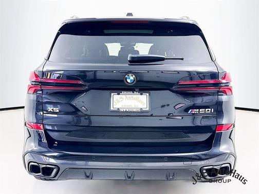 2024 BMW X5 M60i