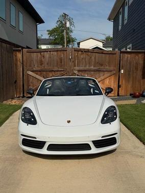 2021 Porsche 718 Boxster T