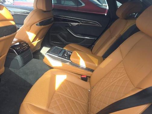 2022 Audi S8 4.0T quattro