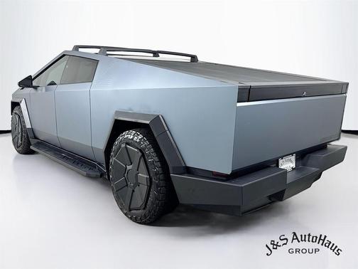 2024 Tesla Cybertruck Base