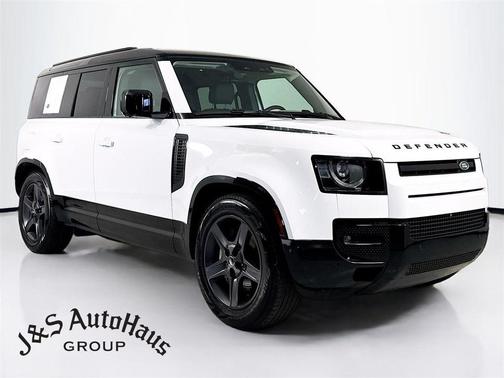 2024 Land Rover Defender P400 X-Dynamic SE