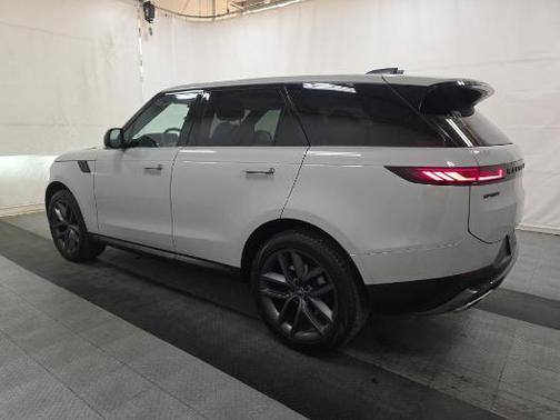 2024 Land Rover Range Rover Sport SE