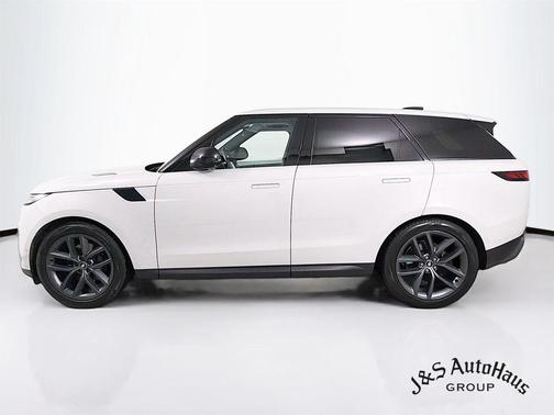 2024 Land Rover Range Rover Sport SE