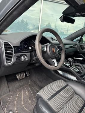 2020 Porsche Cayenne Turbo Coupe AWD