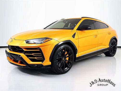 2021 Lamborghini Urus 