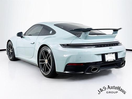 2025 Porsche 911 Carrera T