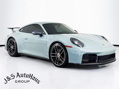 2025 Porsche 911 Carrera T