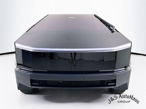 2024 Tesla Cybertruck Cyberbeast