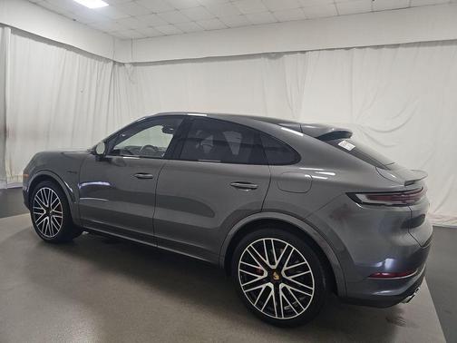 Gray 2024 Porsche Cayenne Turbo