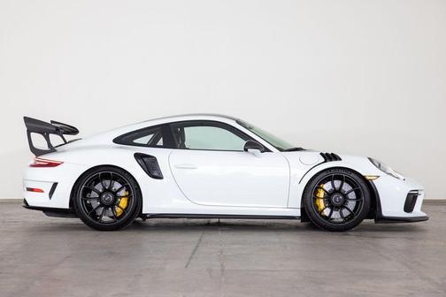 2019 Porsche 911 GT3 RS