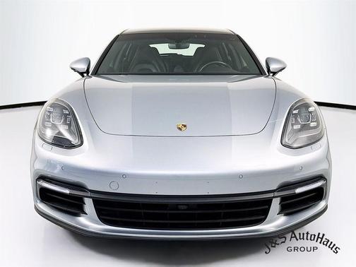 2018 Porsche Panamera Sport Turismo 4S