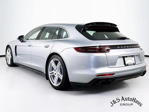 2018 Porsche Panamera Sport Turismo 4S